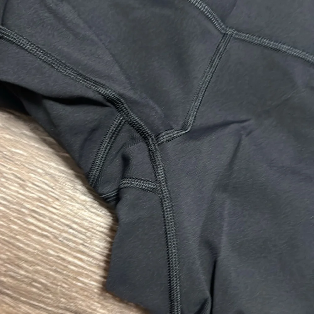 lululemon athletica Black Leggings - Picture 2 of 5